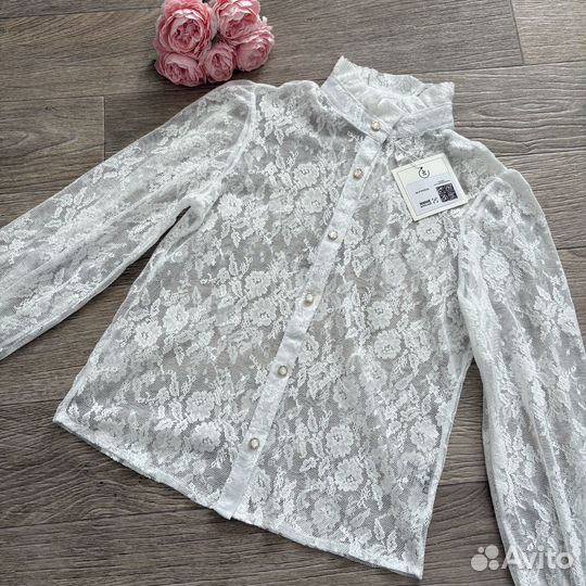Новая кружевная блузка, 146-152см