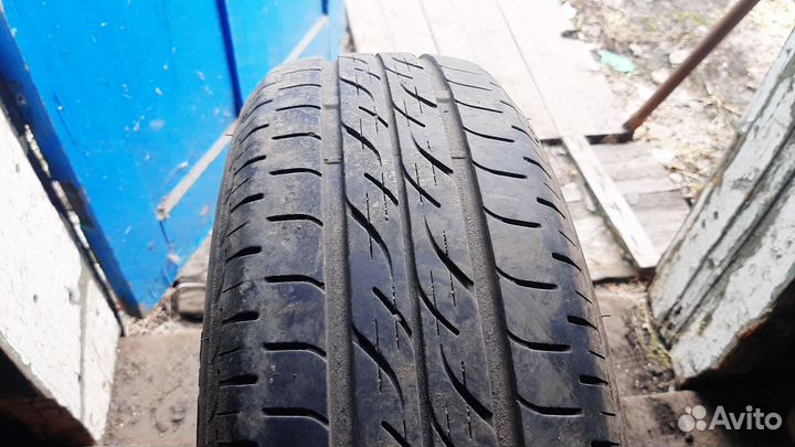 Продам резину Bridgestone Nextry