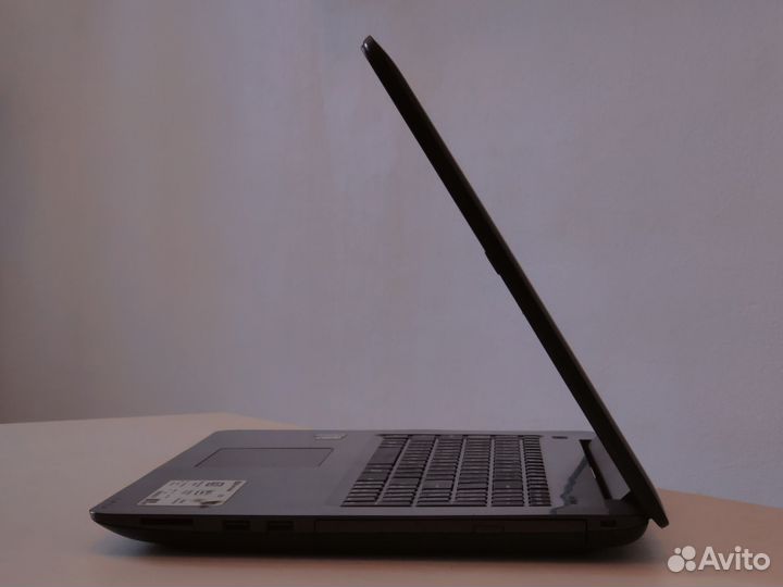 Ноутбук asus X756U