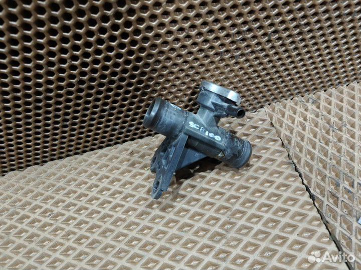 Горловина радиатора Toyota Ractis SCP100 2007