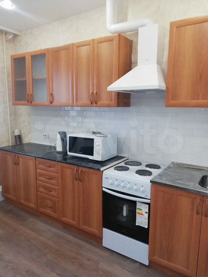 2-к. квартира, 65 м², 10/14 эт.