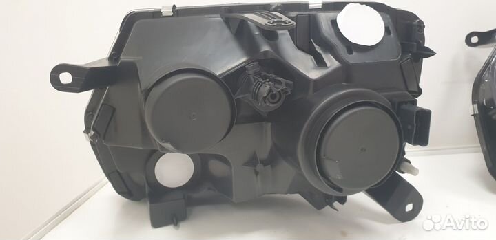 Фара правая Renault duster