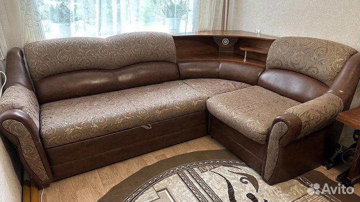 Угловой диван бу