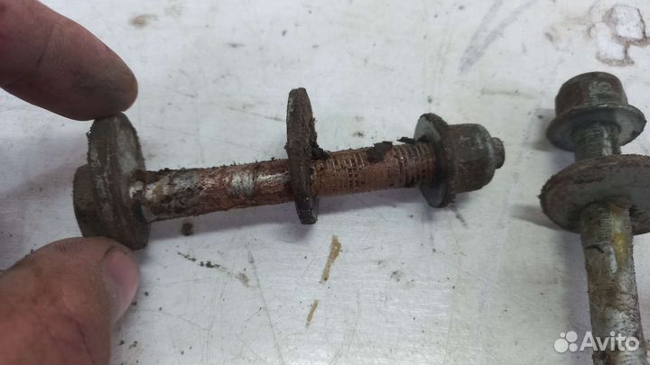 Болты развала VAG