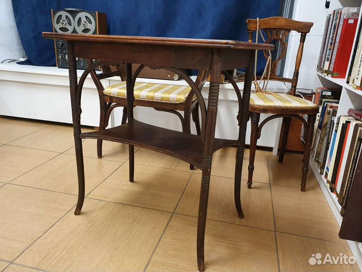 Столик старинный Тонет /столик кофейный Тонет