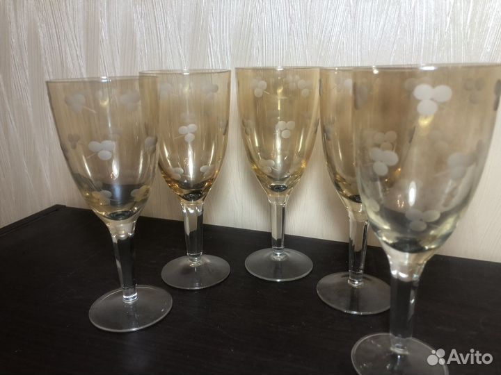 Хрустальные бокалы