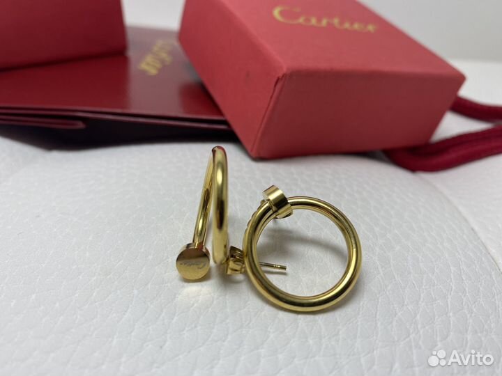 Серьги гвоздики Cartier