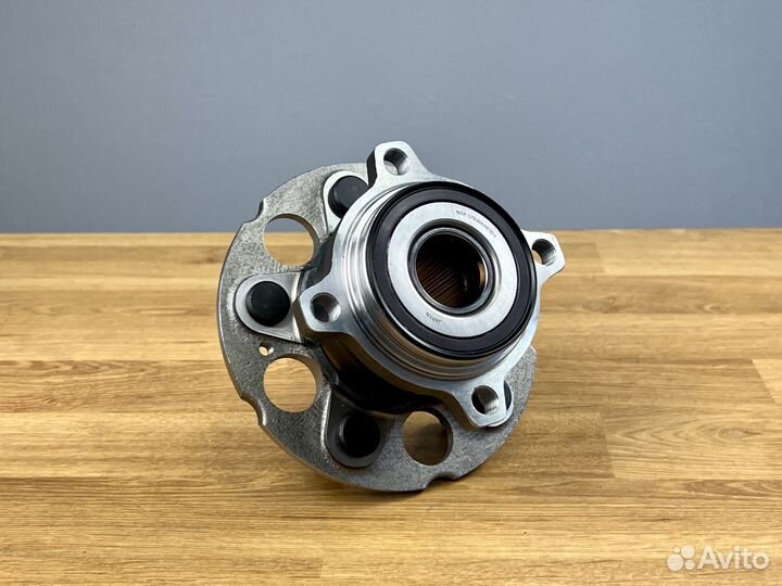 Ступица заднего колеса 4WD NSK Honda Elysion