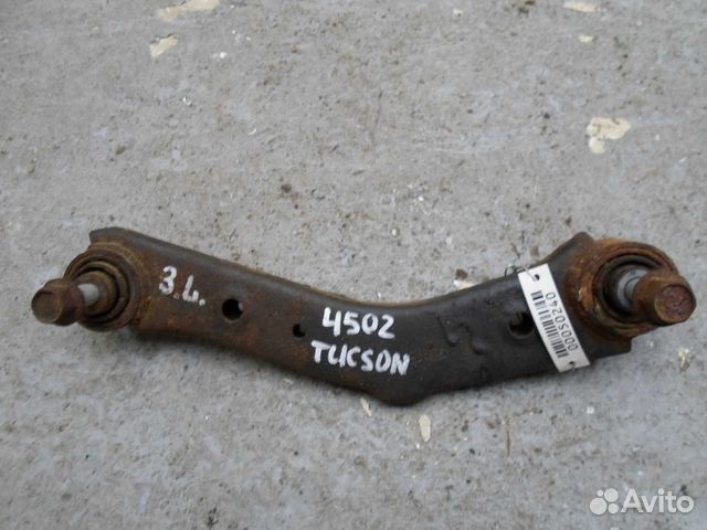 Рычаг зад L верх Hyundai Tucson 2 LM