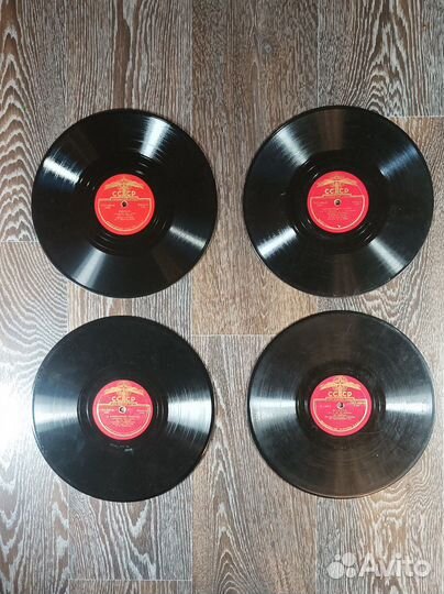 23 Грампластинки 