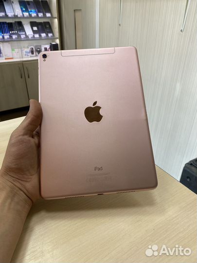 iPad Pro (9.7-inch, wi-fi+cellular) 256Gb