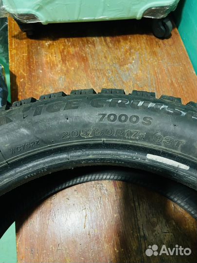 Bridgestone Ice Cruiser 7000S 205/50 R17