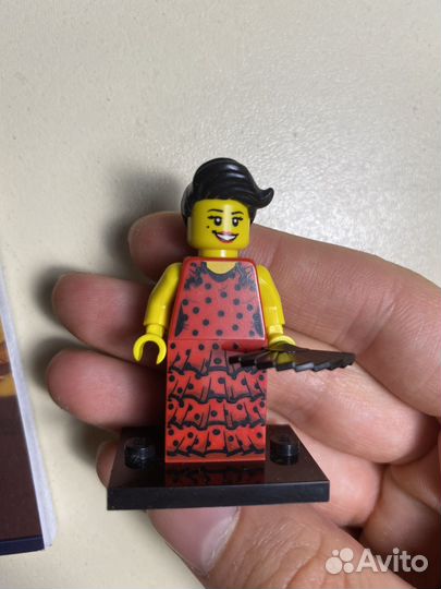 Lego minifigures 8827 Flamenco Dancer