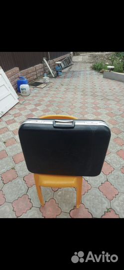 Чемодан