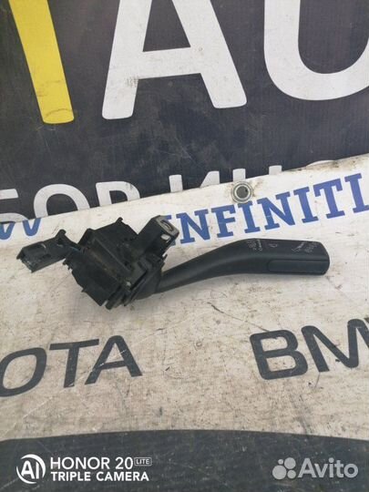 Подрулевой переключатель дворников Skoda Octavia