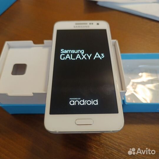 Samsung Galaxy A3 SM-A300F, 16 ГБ