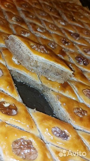 Торты на заказ пахлава