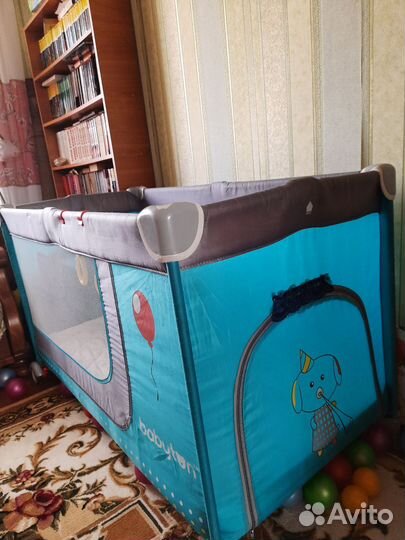 Манеж кровать с матрасом