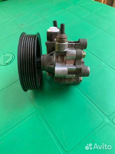 Продам насос гура (гидроуселитель) lexus RX 350