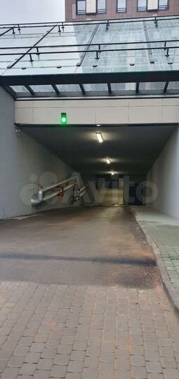 Машиноместо, 14 м²