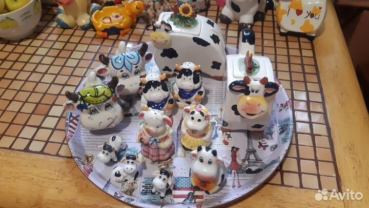 Фигурки коровы,бычки.Копилки,кружки