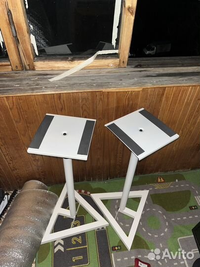 Акустические стойки