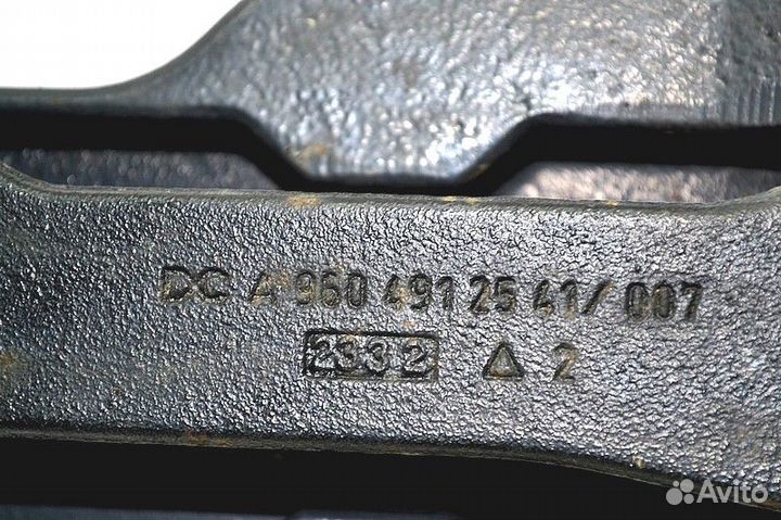 Кронштейн глушителя mercedes-benz Actros MP4 2542