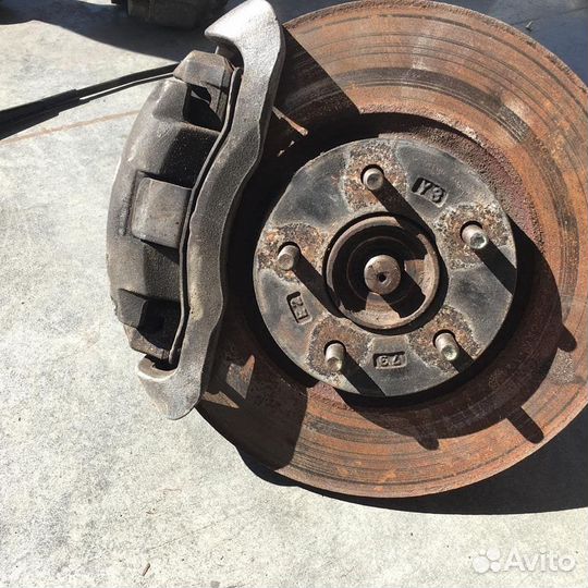 Поворотный кулак мазда 3 бк мпс, ступица в сборе