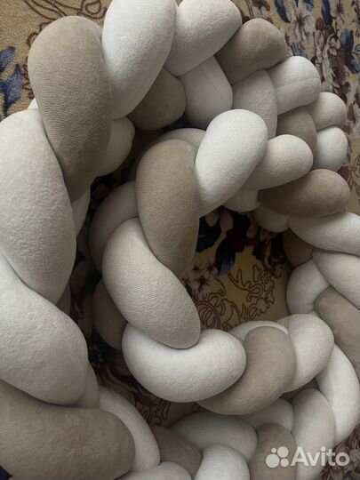 Бортик коса в кроватку + комплект в подарок