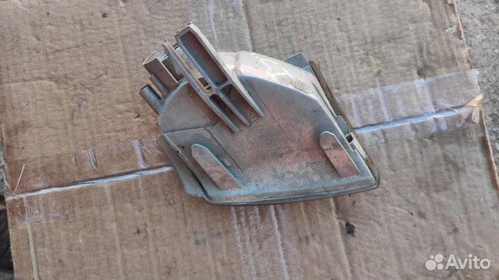 Поворотник правый рено клио 1