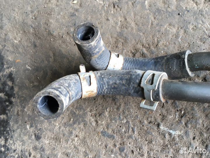 Mitsubishi pajero sport трубка гура