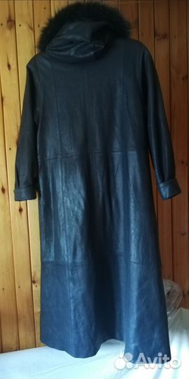 Кожаные пальто и куртка