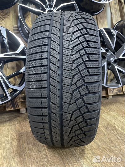 Sailun Ice Blazer Alpine EVO1 255/35 R19 96