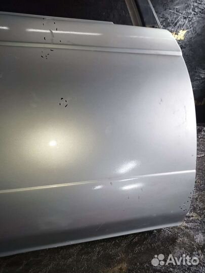 Дверь задняя правая Nissan Bluebird U14