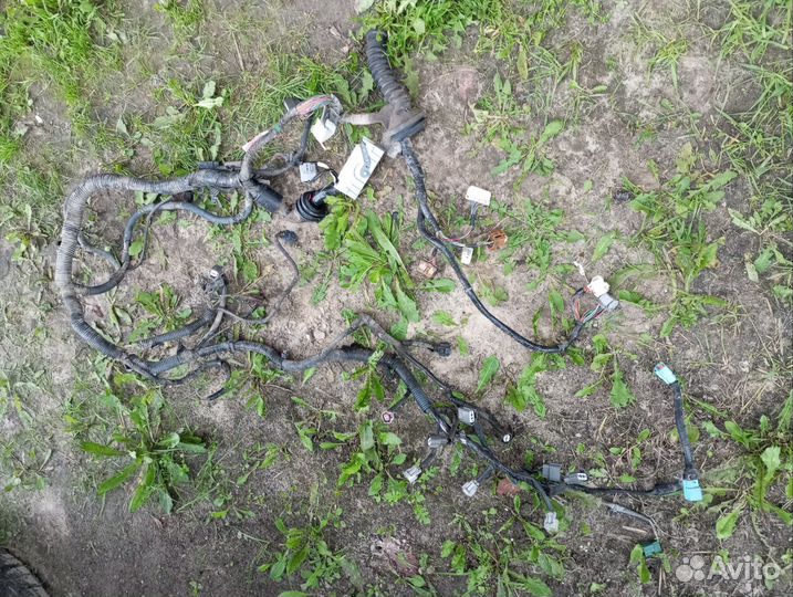 Проводка двс Nissan Sunny FB15 QG15