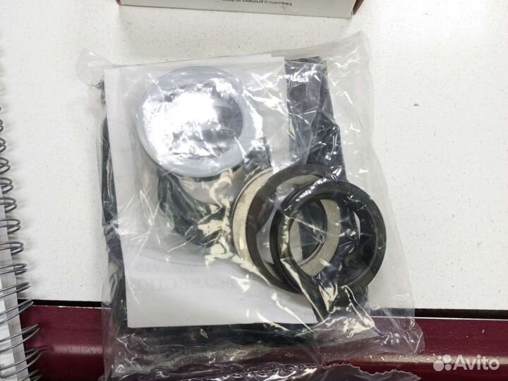 Ремкомплект рулевого редуктора на сошку jeep/GM