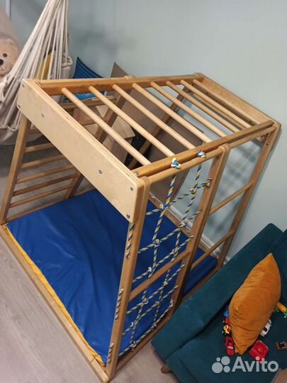 Детский спортивный комплекс с матом