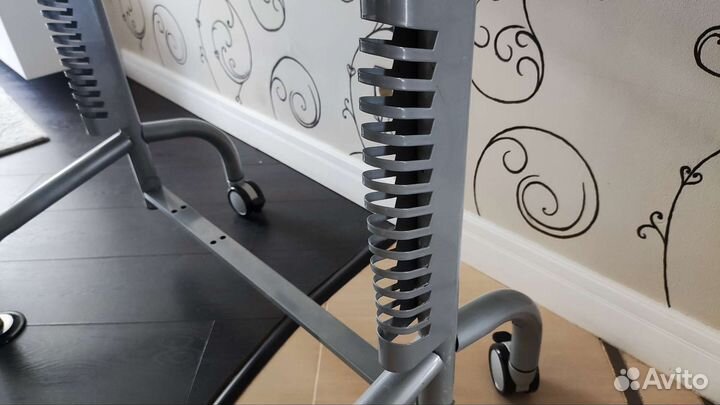 Стол компьютерный, трансформер, лёгкий металл