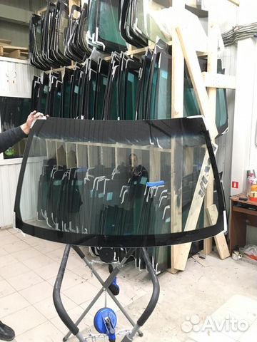 Лобовое стекло Nissan Maxima