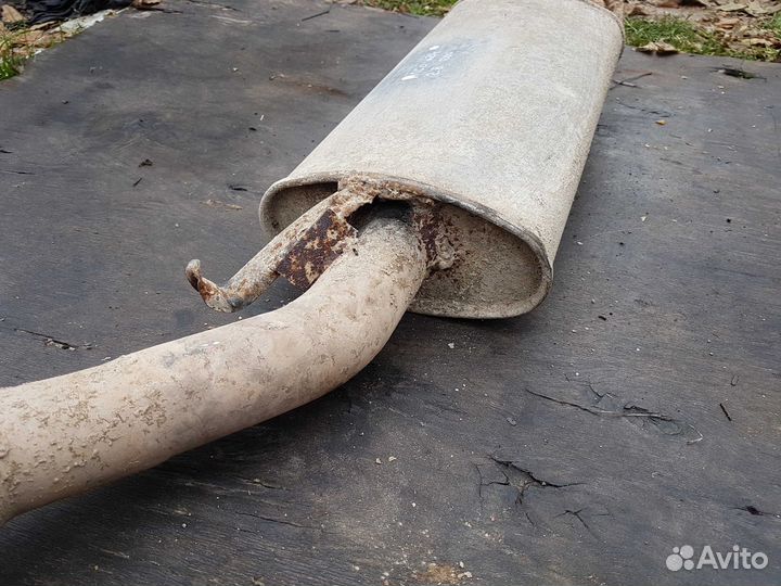 Средняя часть глушителя ауди 100 А6 С4