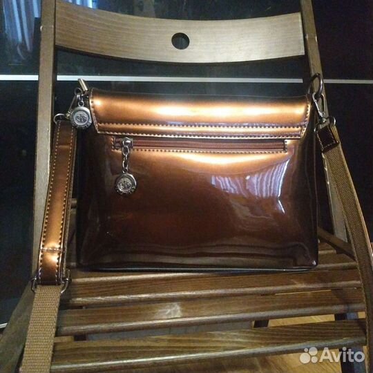 Сумка женская лакированная