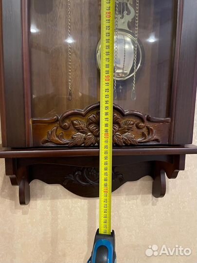 Часы настенные с маятником и боем