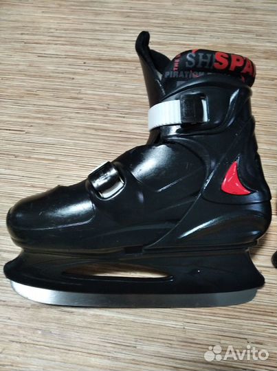 Коньки размер 37-40, р 33