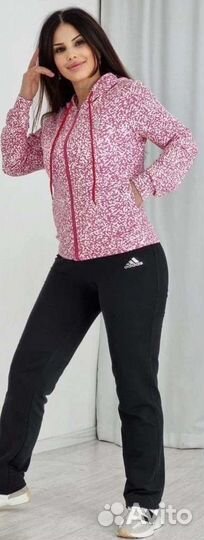 Спортивный костюм adidas новый
