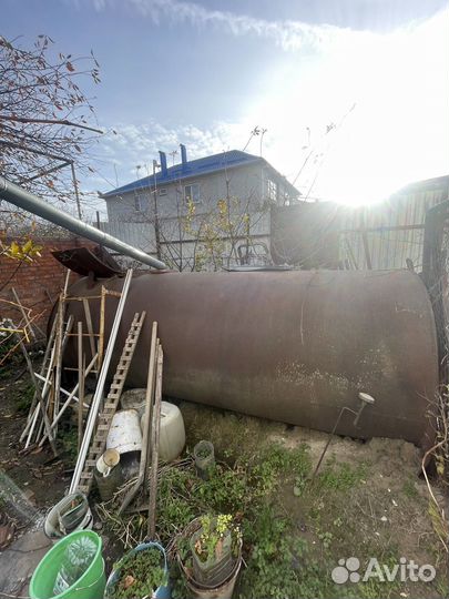 Бочка- цистерна для воды металлическая