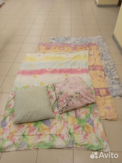 Одеяла,подушки,постельное бельё