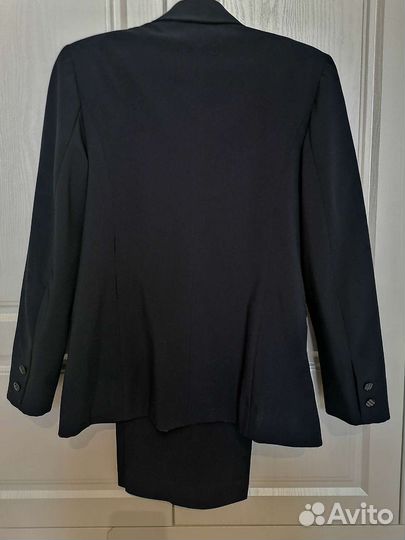 Брючный костюм