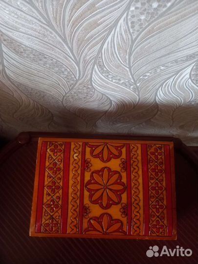Шкатулка деревянная