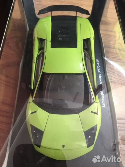 1/18 AutoArt Lamborghini Murcielago SV LP670-4