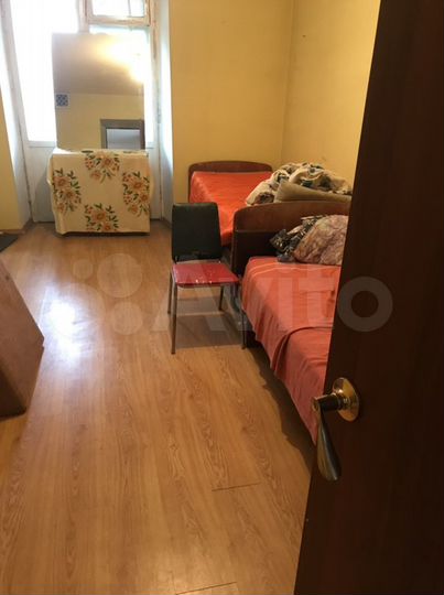 4-к. квартира, 100 м², 2/9 эт.